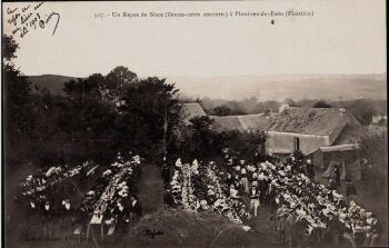 noce dans un village  de Saint Herbot. (Joncour)