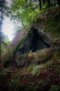 la grotte d'Ahès